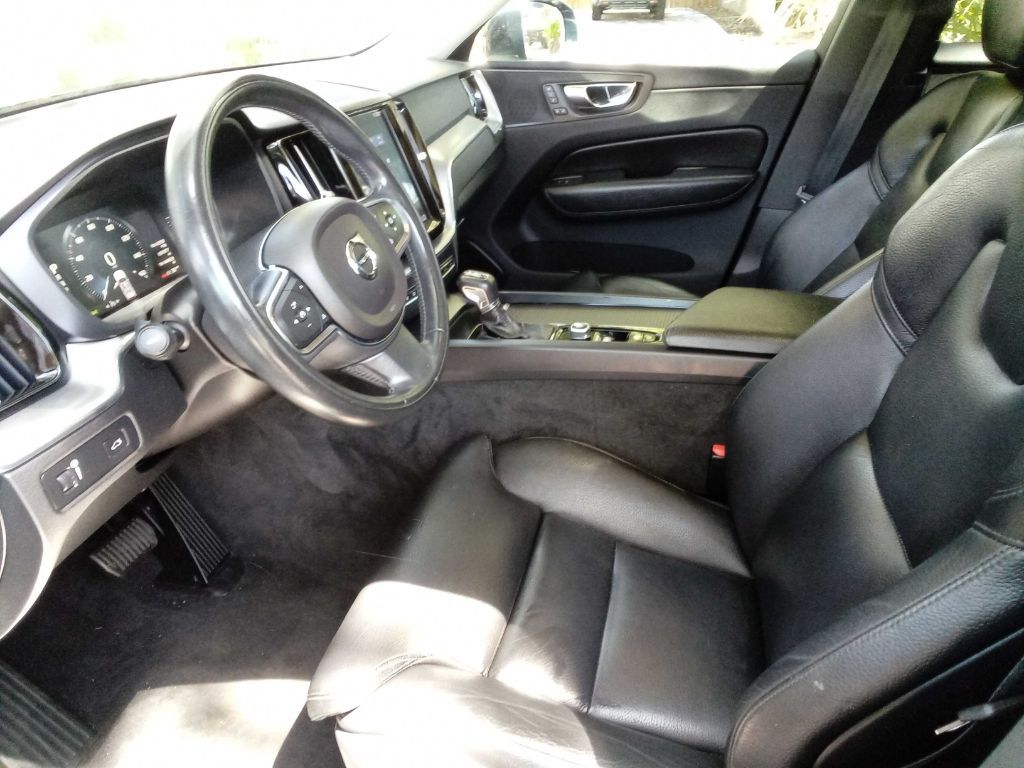 Photo 8 of this VOLVO XC60