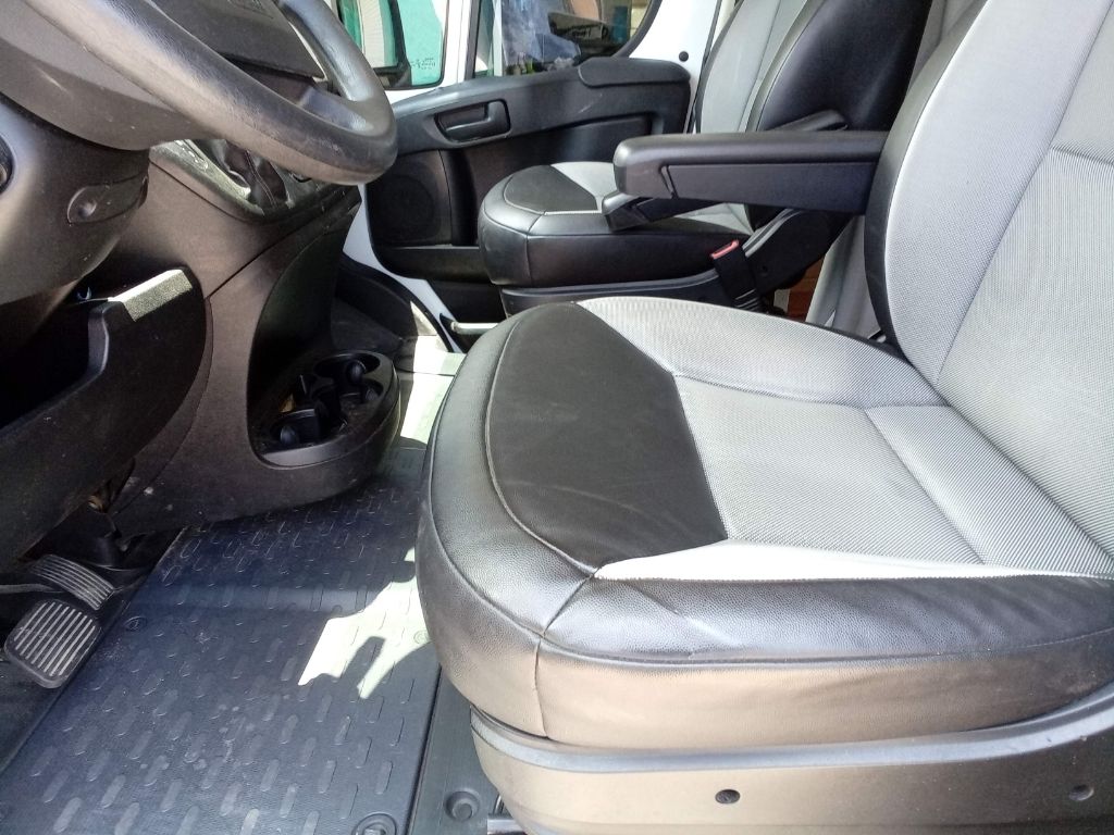 Photo 5 of this RAM PROMASTER