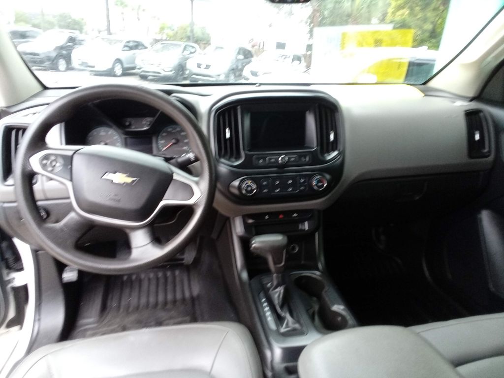 Photo 9 of this CHEVY COLORADO