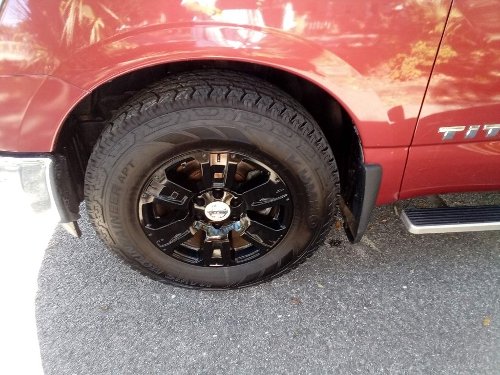 Photo 18 of this NISSAN TITAN