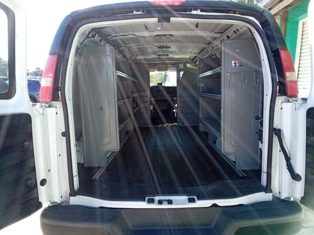 Photo 15 of this CHEVROLET EXPRESS