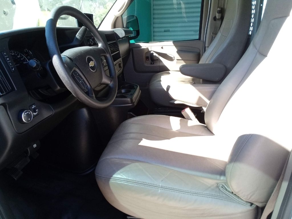 Photo 10 of this CHEVROLET EXPRESS
