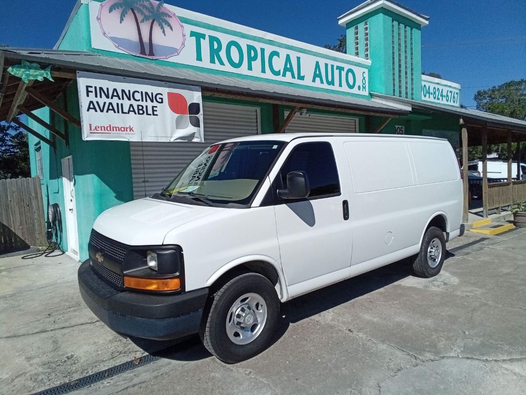 Photo 4 of this CHEVROLET EXPRESS