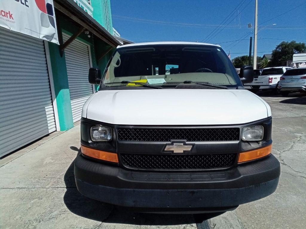 Photo 6 of this CHEVROLET EXPRESS