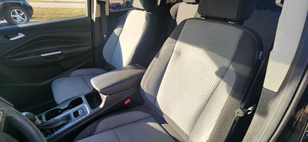 FORD ESCAPE 2017 FORD ESCAPE 1FMCU0G95HUE29396