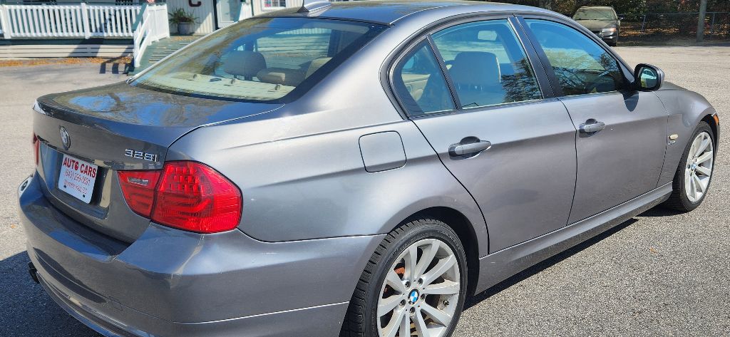 BMW 328 2011 BMW 328 WBAPK5G50BNN30219