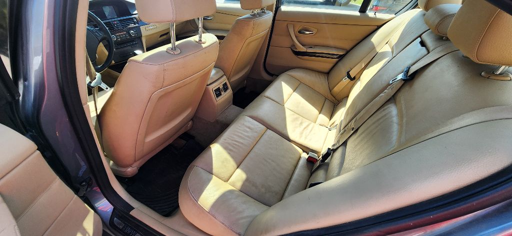 BMW 328 2011 BMW 328 WBAPK5G50BNN30219