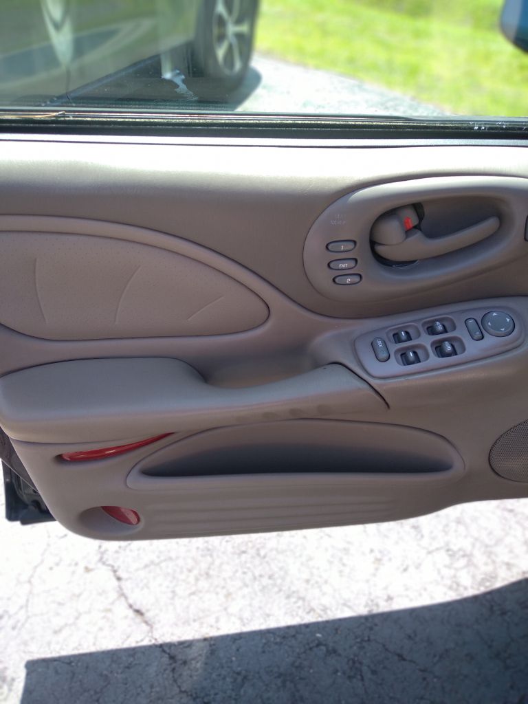 PONTIAC BONNEVILLE 2002 PONTIAC BONNEVILLE 1G2HZ541624137727