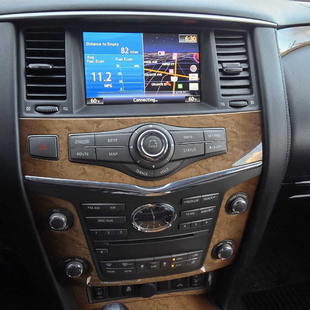 Photo 12 of this INFINITI QX56