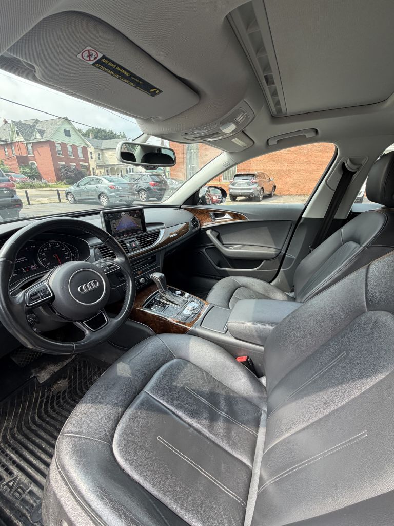 Photo 4 of this AUDI A6
