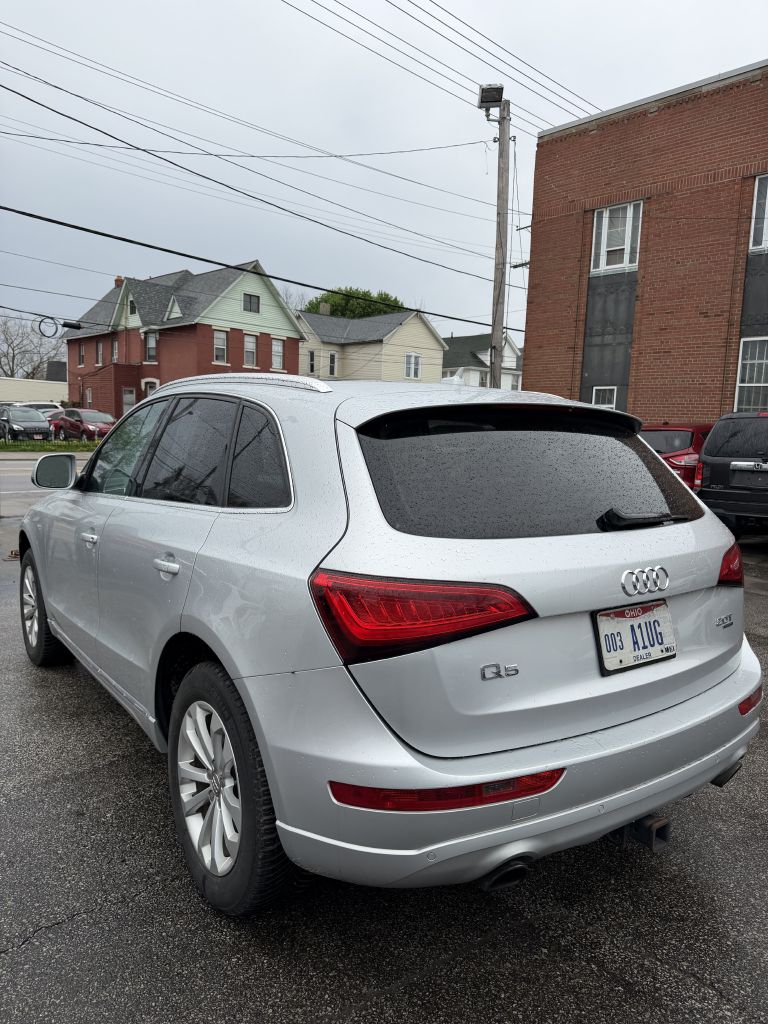 Photo 8 of this AUDI Q5