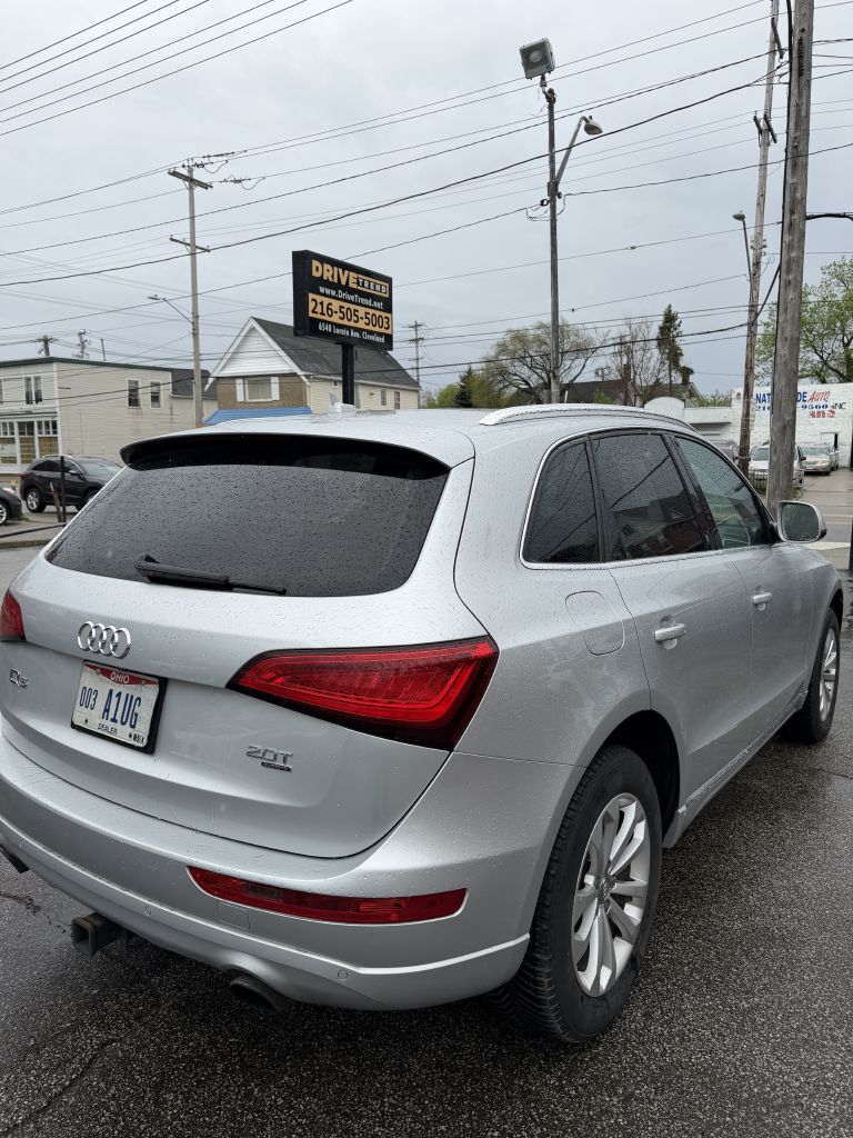 Photo 10 of this AUDI Q5