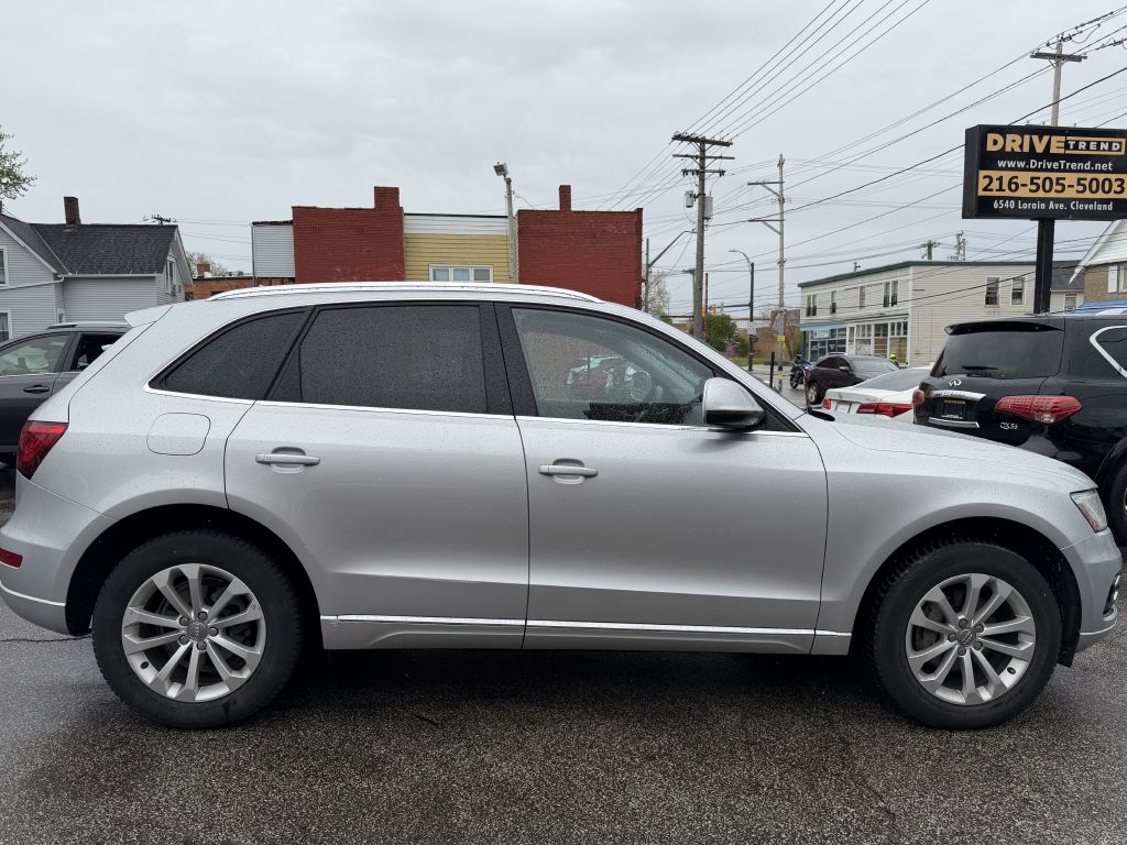 Photo 11 of this AUDI Q5