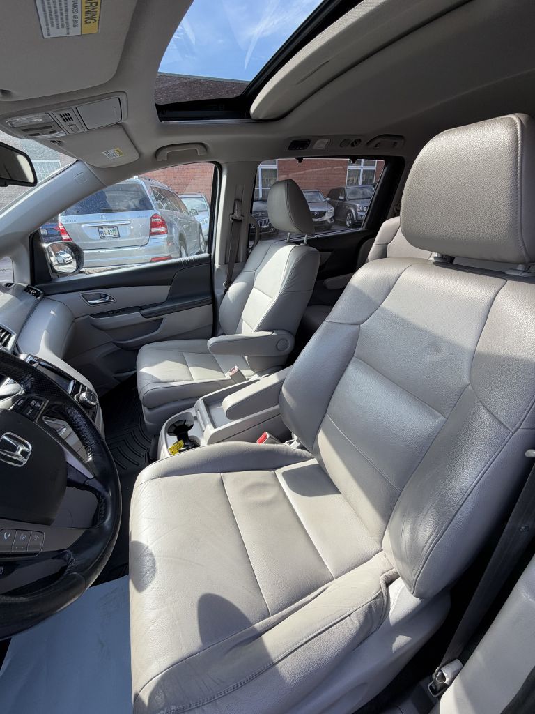 Photo 5 of this HONDA ODYSSEY