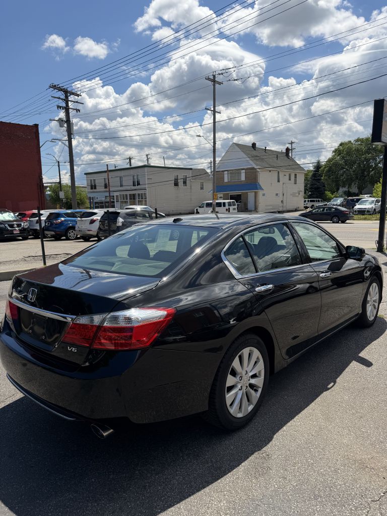 Photo 13 of this HONDA ACCORD