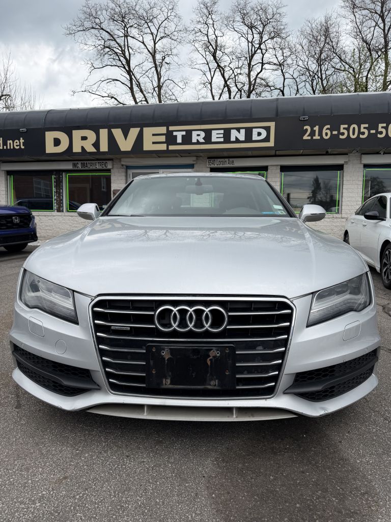 Photo 2 of this AUDI A7