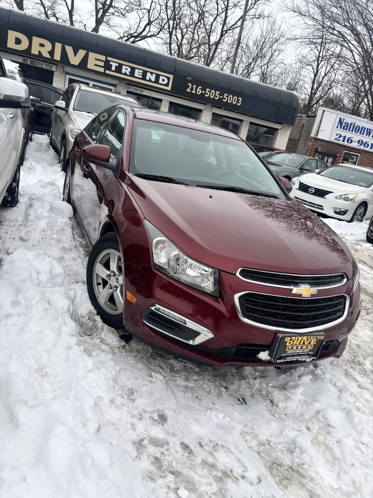 Photo 2 of this CHEVROLET CRUZE LIMITED