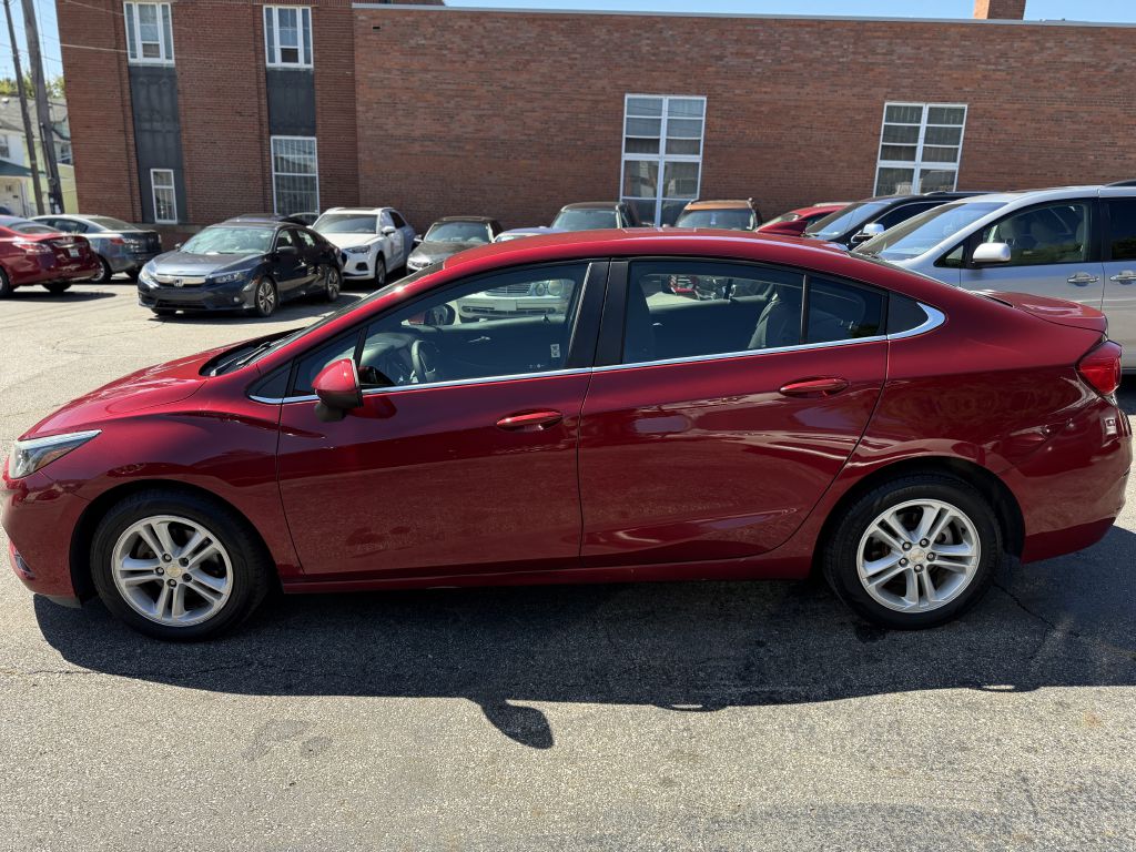 Photo 3 of this CHEVROLET CRUZE