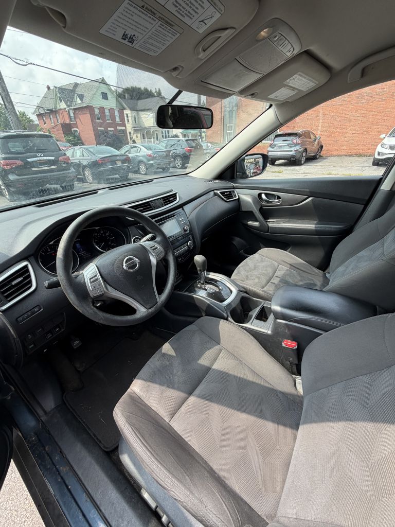 Photo 4 of this NISSAN ROGUE