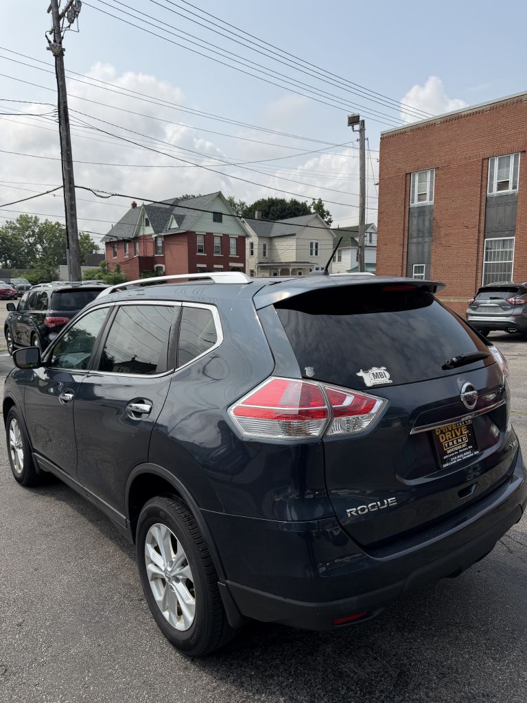 Photo 7 of this NISSAN ROGUE