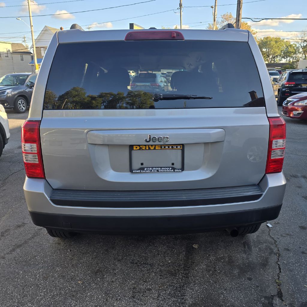 Photo 4 of this JEEP PATRIOT