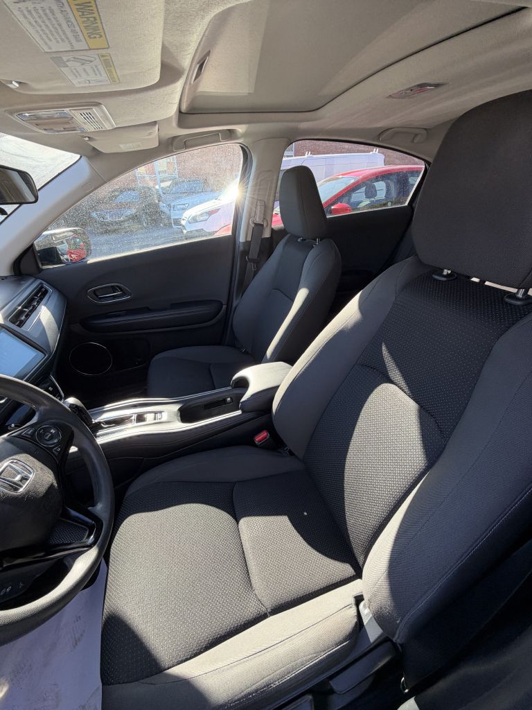 Photo 5 of this HONDA HR-V