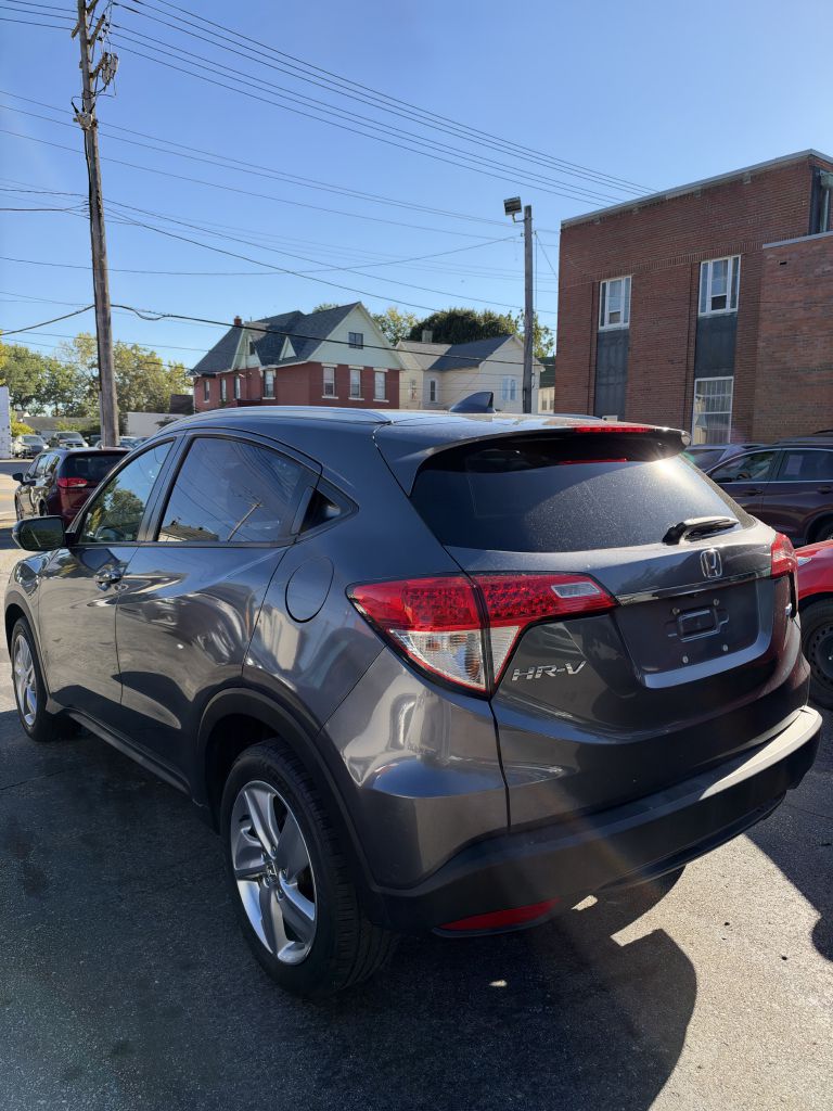 Photo 8 of this HONDA HR-V