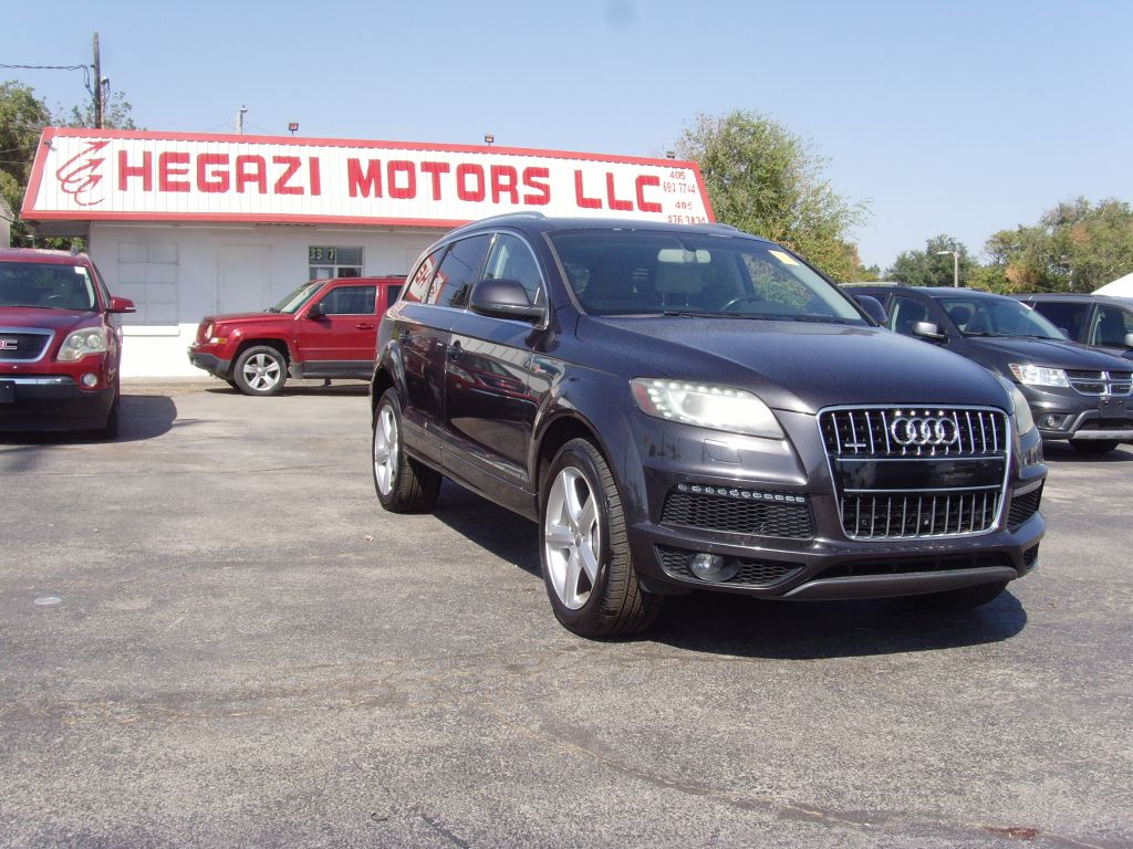 Photo 3 of this AUDI Q7