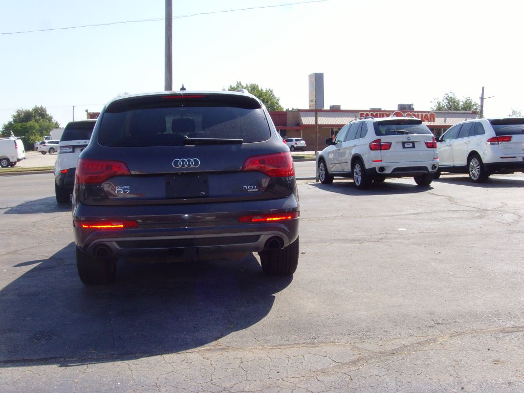 Photo 6 of this AUDI Q7