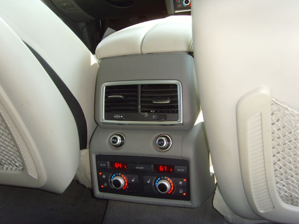 Photo 13 of this AUDI Q7