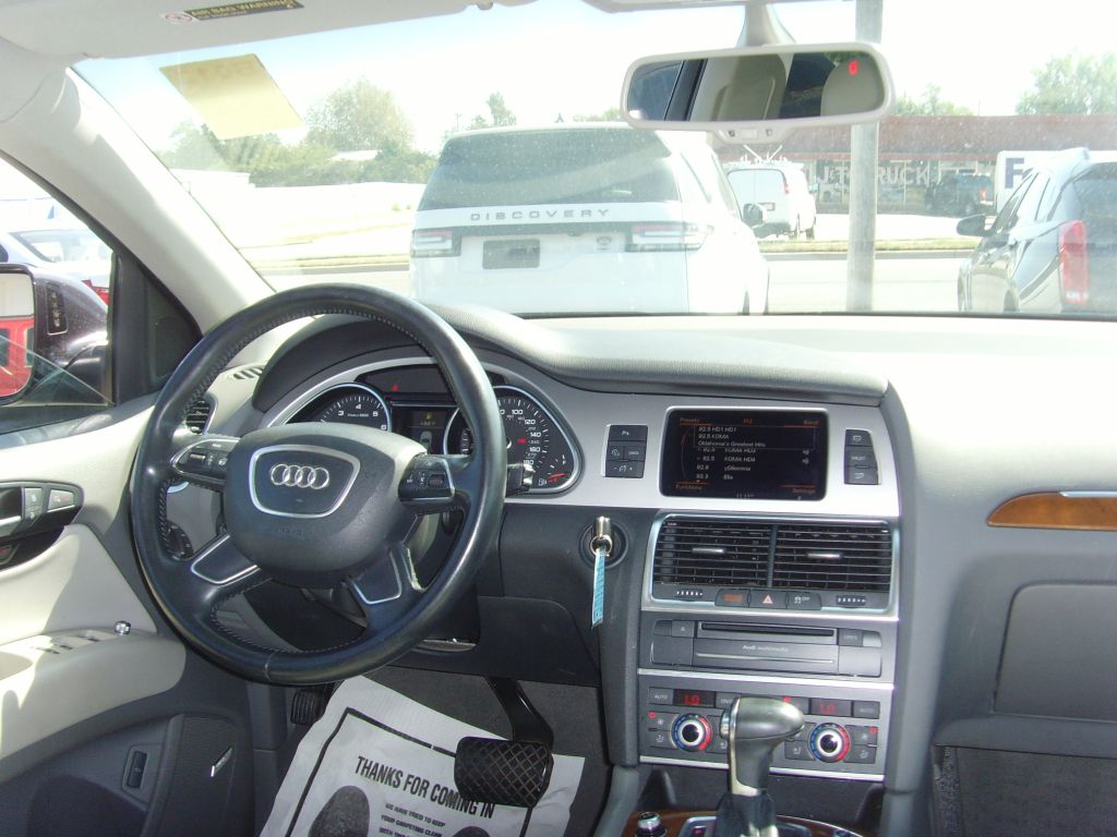 Photo 15 of this AUDI Q7