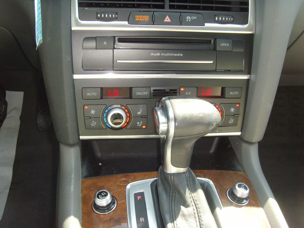 Photo 26 of this AUDI Q7