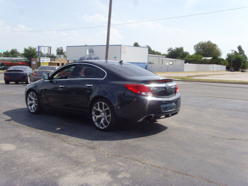 Photo 5 of this BUICK REGAL
