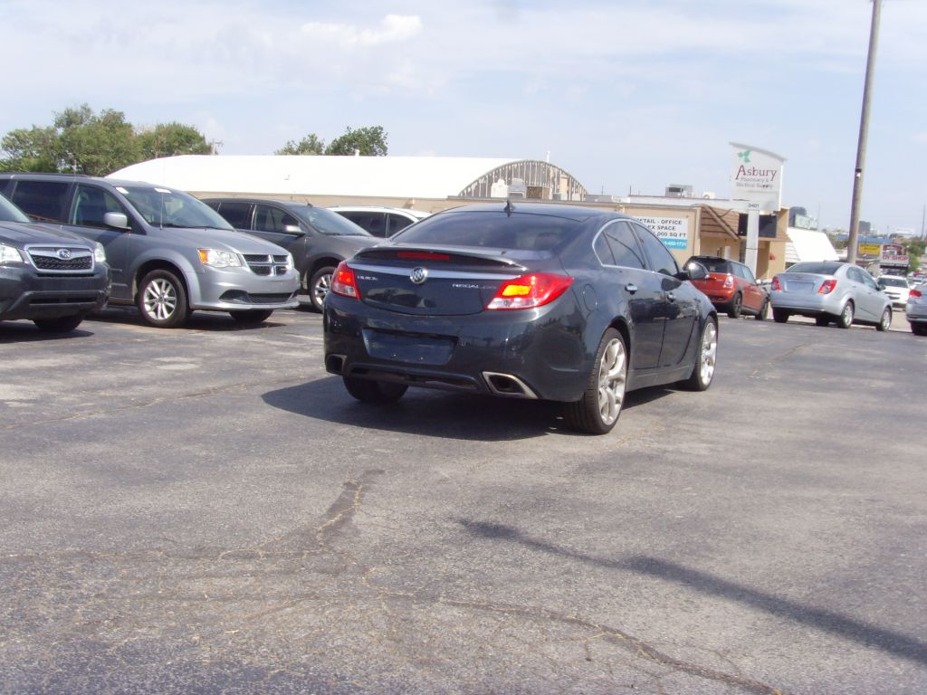 Photo 7 of this BUICK REGAL