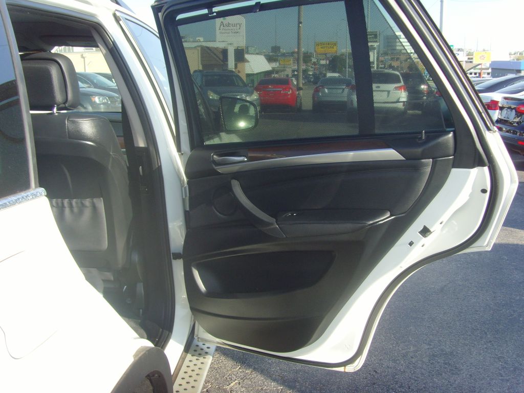 Photo 13 of this BMW X5