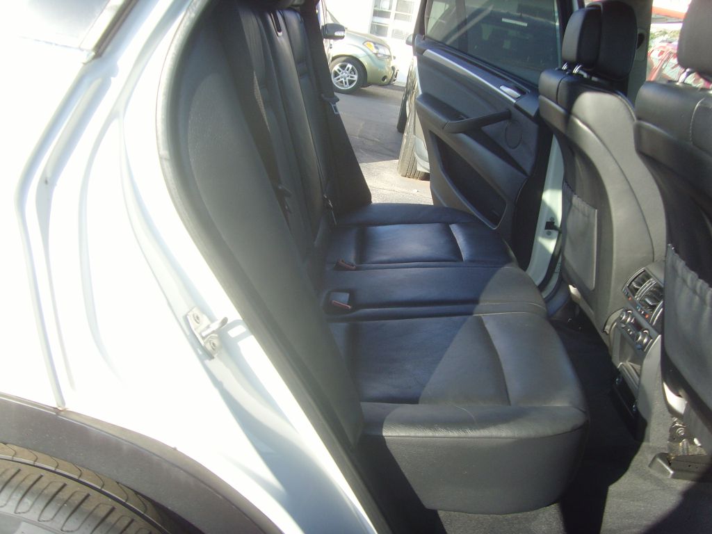 Photo 14 of this BMW X5
