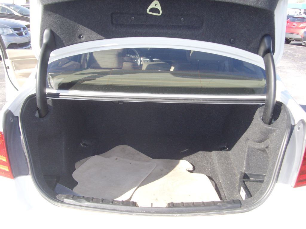Photo 18 of this BMW 320