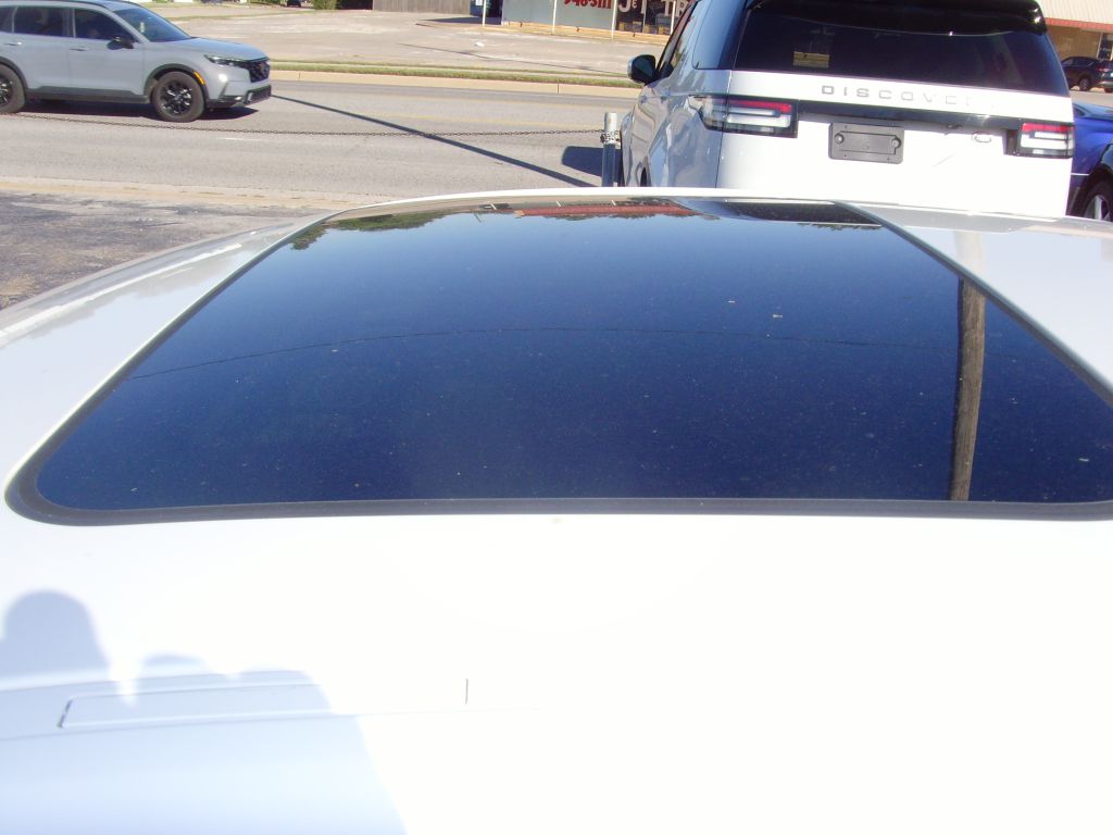 Photo 22 of this BMW 320