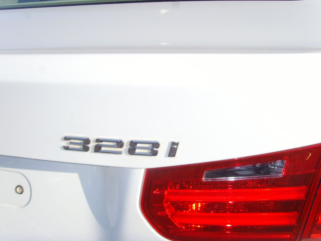 Photo 15 of this BMW 328