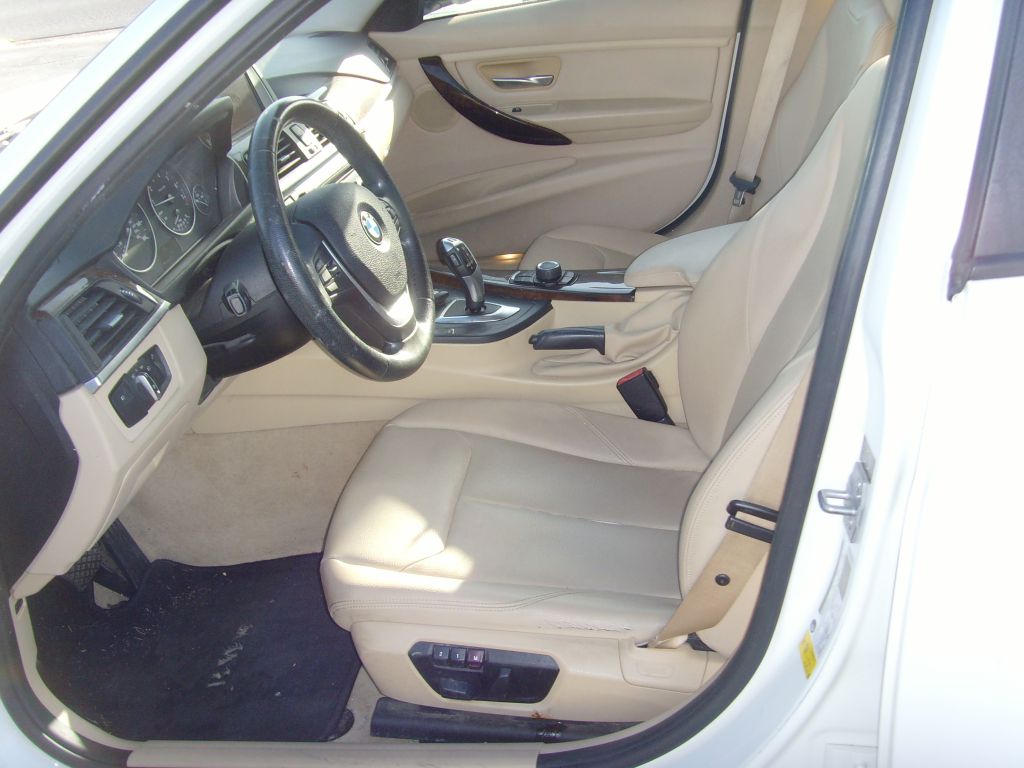 Photo 20 of this BMW 328