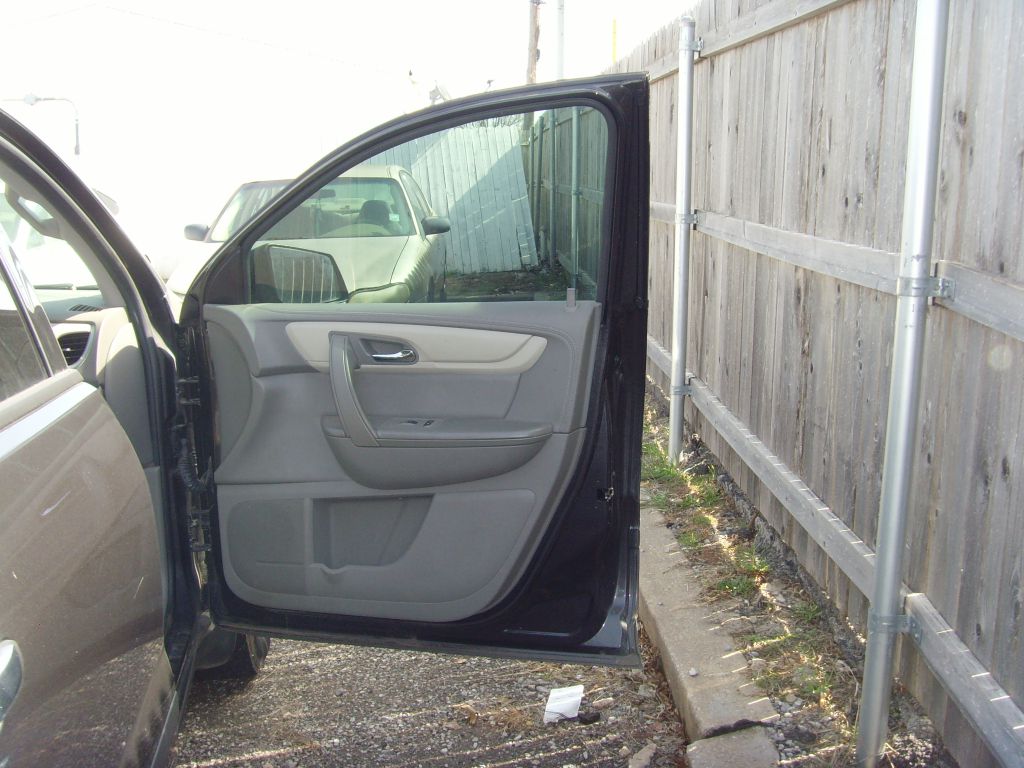 Photo 6 of this CHEVROLET TRAVERSE