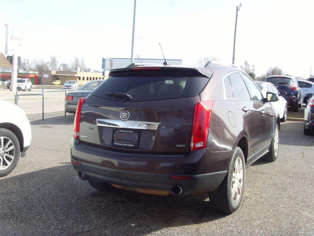 Photo 3 of this CADILLAC SRX