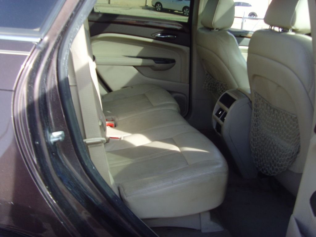 Photo 7 of this CADILLAC SRX