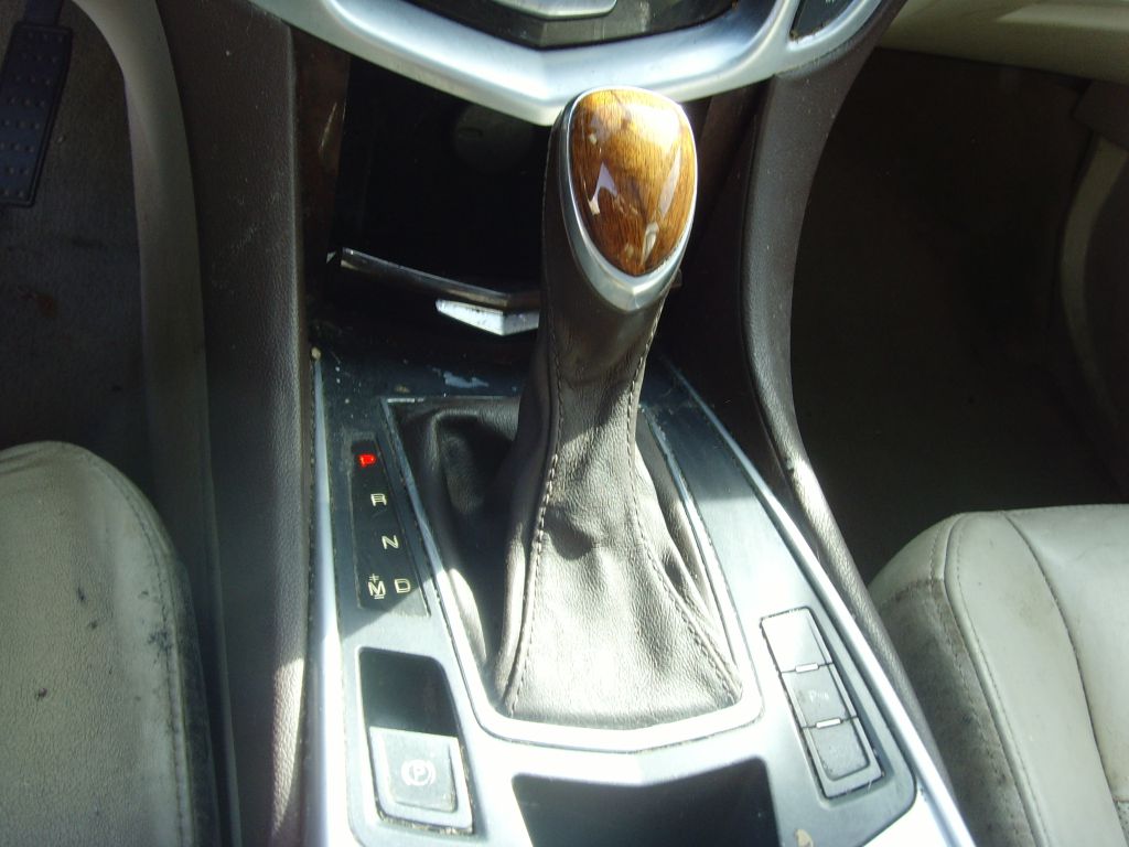 Photo 15 of this CADILLAC SRX