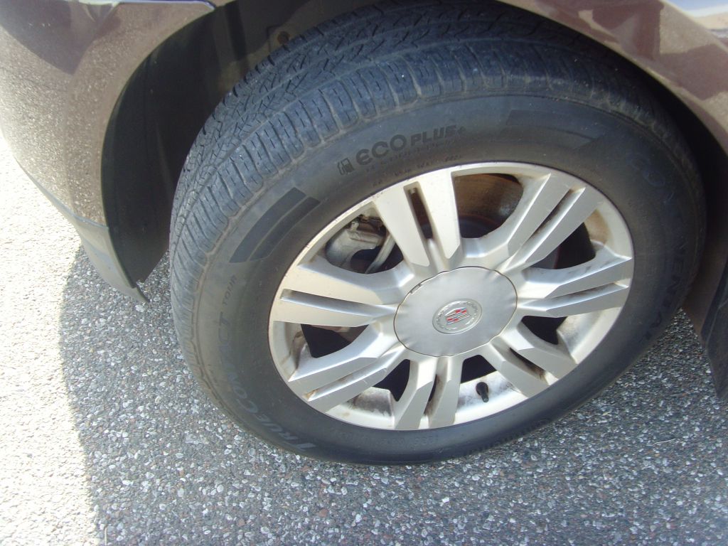 Photo 18 of this CADILLAC SRX