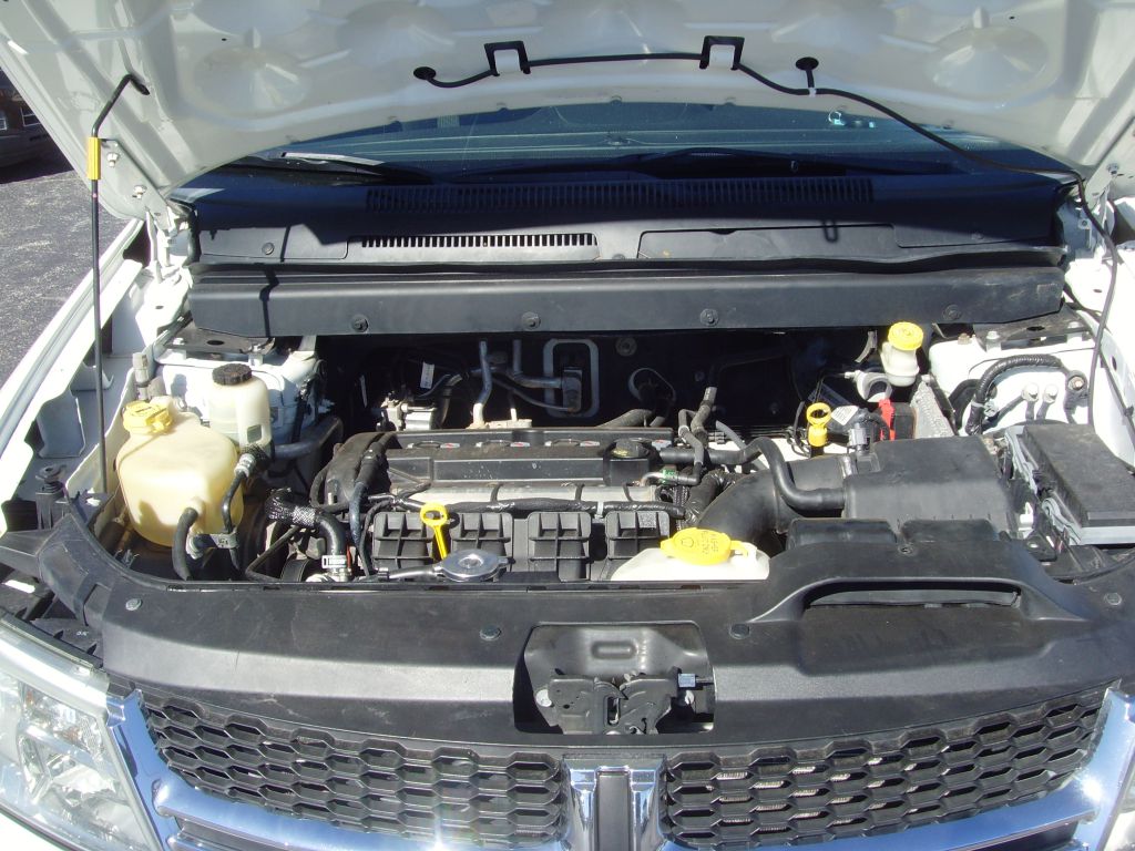 Photo 23 of this DODGE JOURNEY