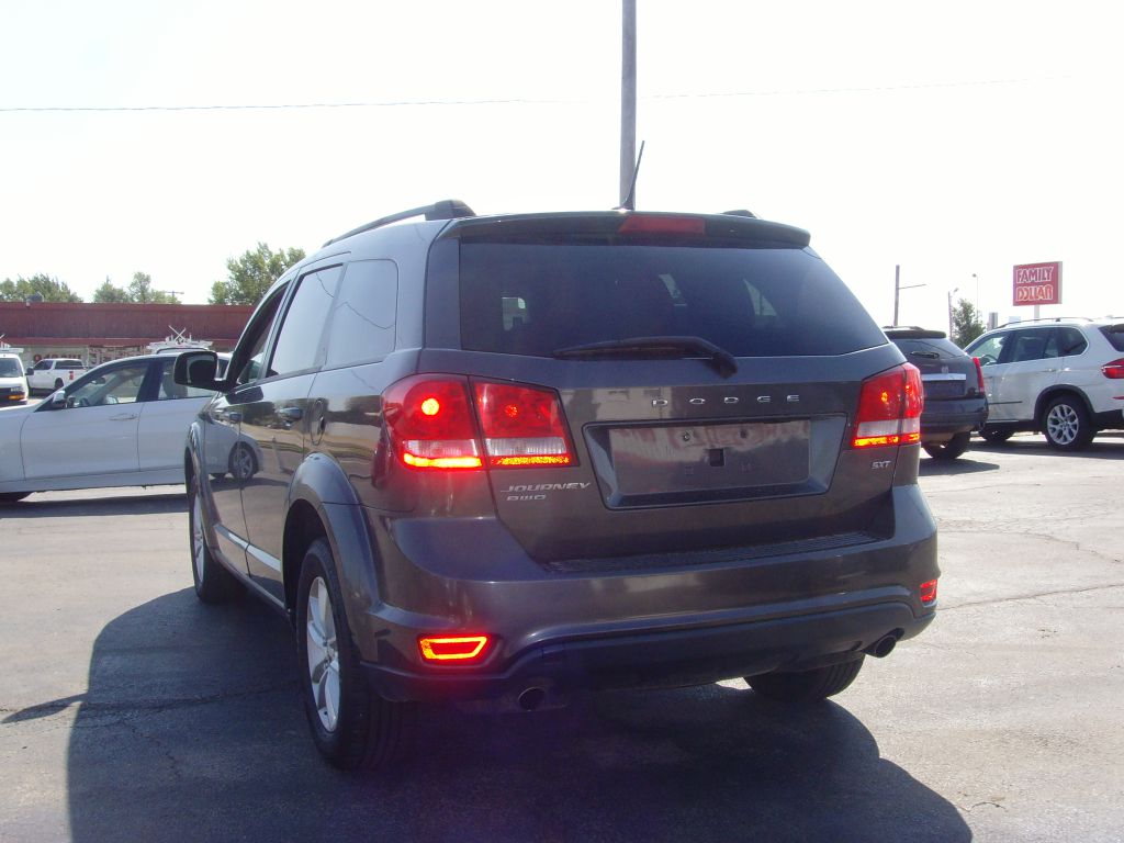 Photo 5 of this DODGE JOURNEY