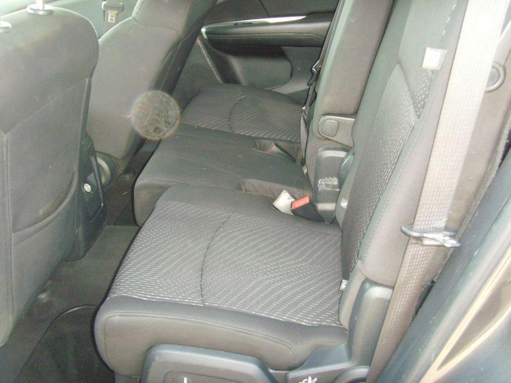 Photo 18 of this DODGE JOURNEY