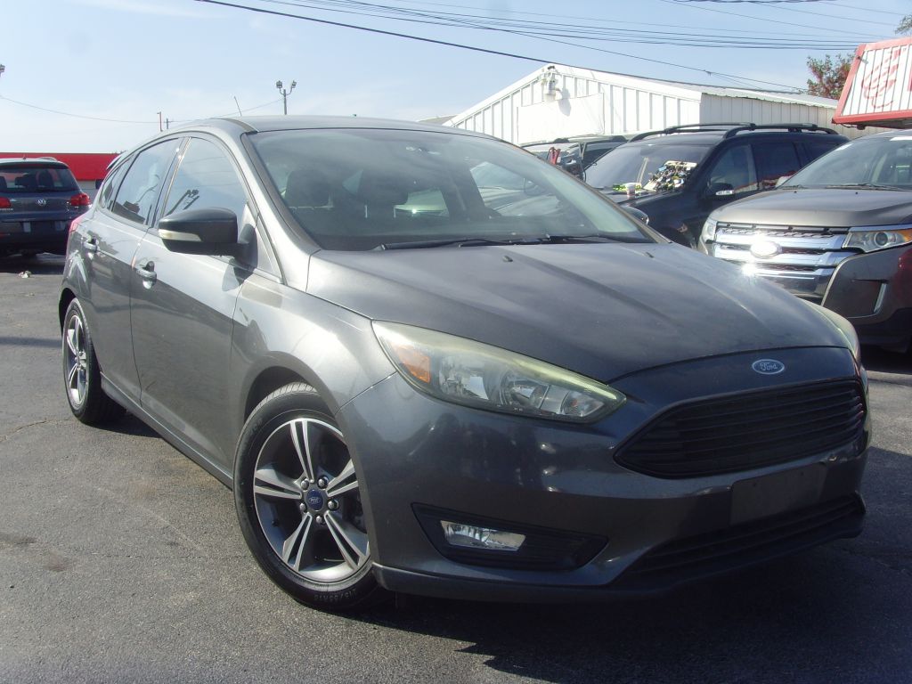 2016 FORD FOCUS