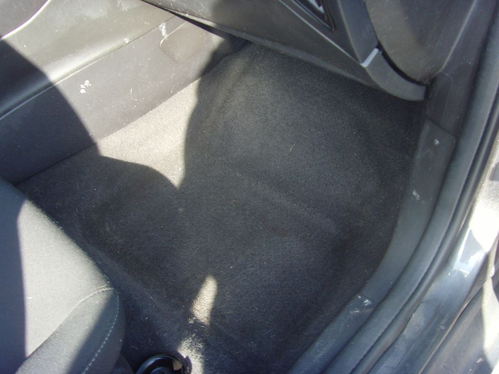 Photo 16 of this FORD FOCUS